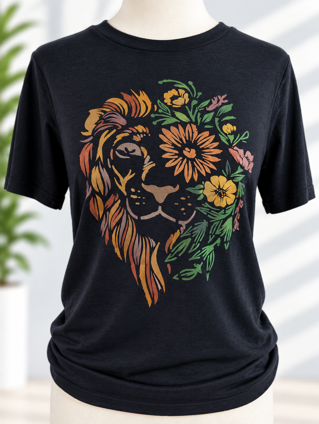 T-shirt with hand-painted lion and floral design